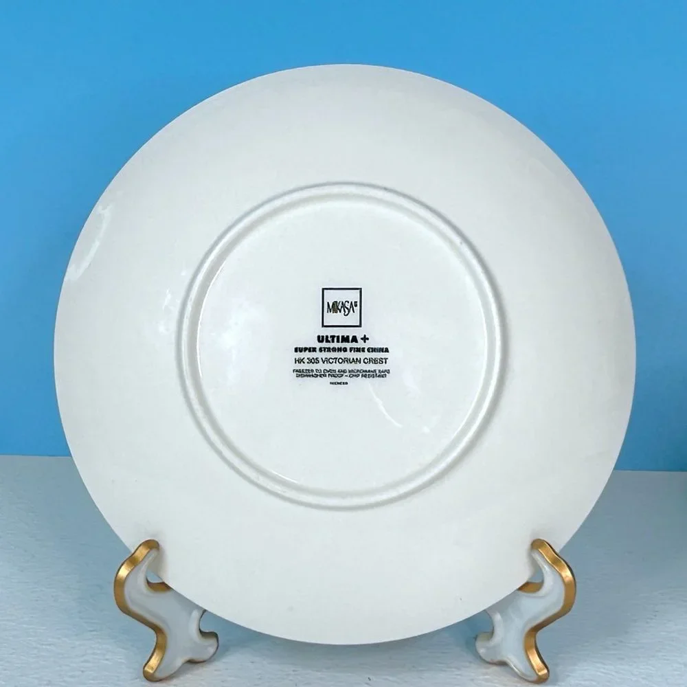 Mikasa Ultima+ Super‎ Strong Fine China HK305 Victorian Crest Cup And Saucer Set